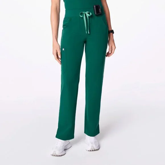 FIGS Women’s Kade Cargo Scrub Straight Leg Pants, Hunter Green (PO# 1700), L - Picture 4 of 11